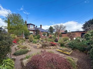 Photo 26- click for photo gallery